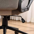 Chaise de jeu pivotante grise – Room Essentials™ : Chaise de bureau d'ordinateur rembourrée, réglable, accoudoirs fixes
