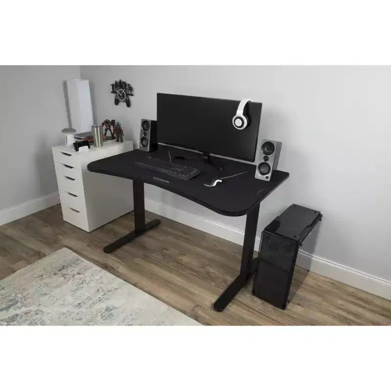 Bureau de gamer RESPAWN 1048 noir : structure métallique robuste, surface en MDF, sans rangement, assemblage par un adulte requis