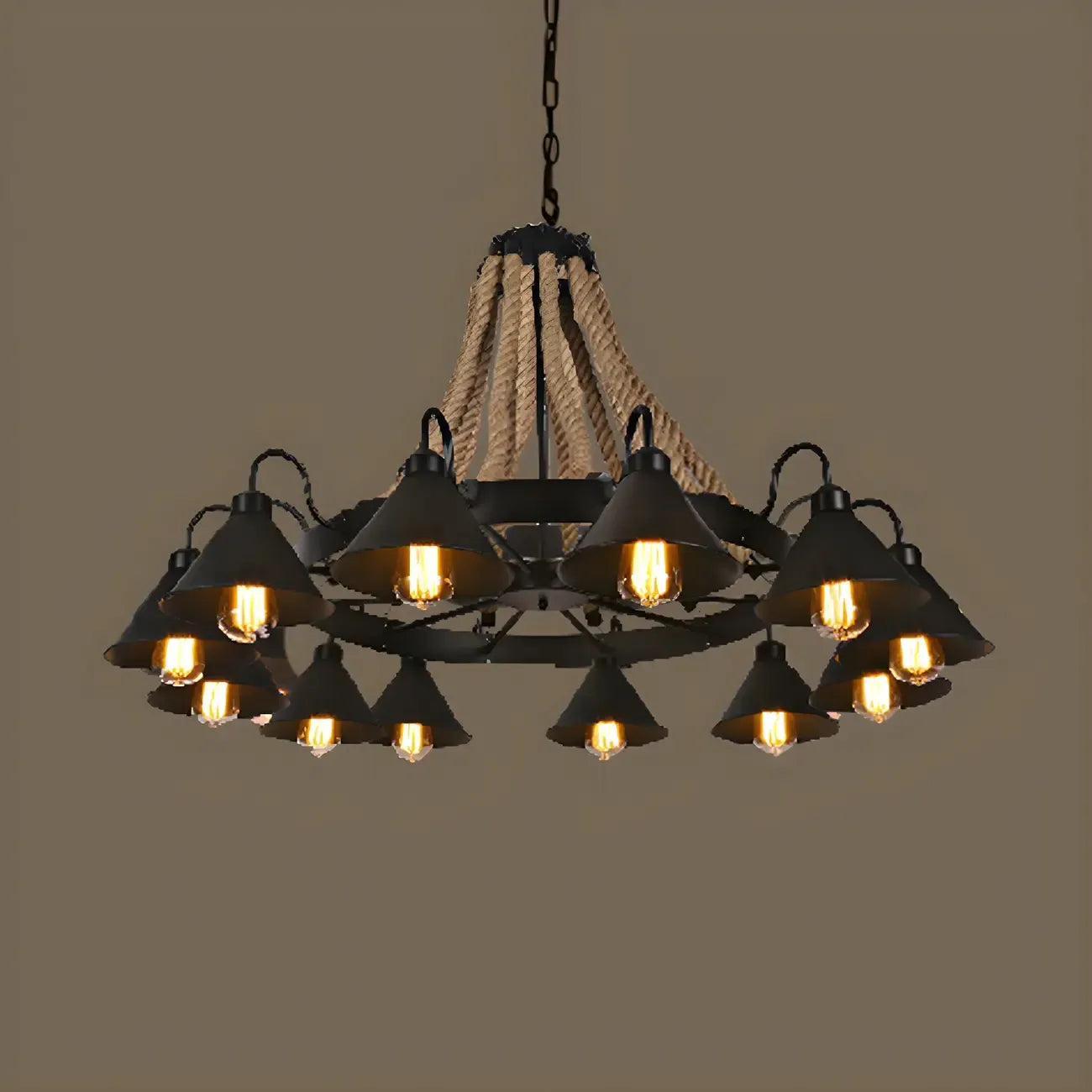 Lustre rustique vintage en métal noir et corde