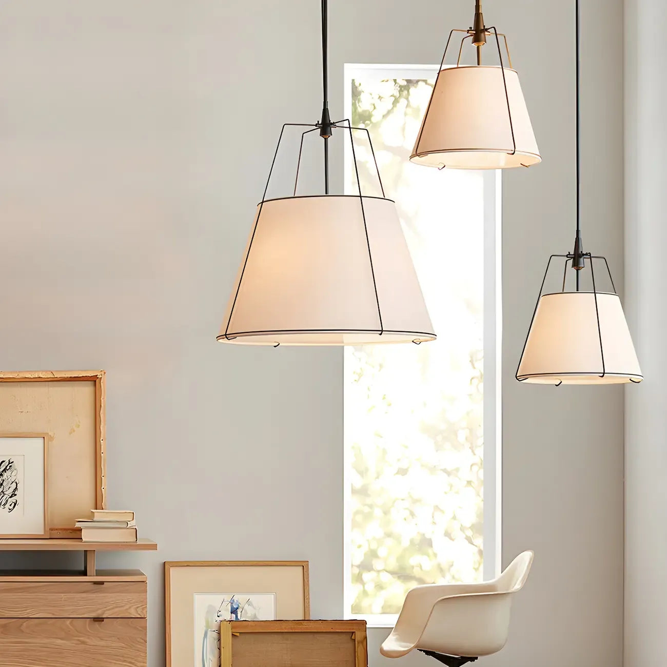 Lustre minimaliste en métal et tissu blanc