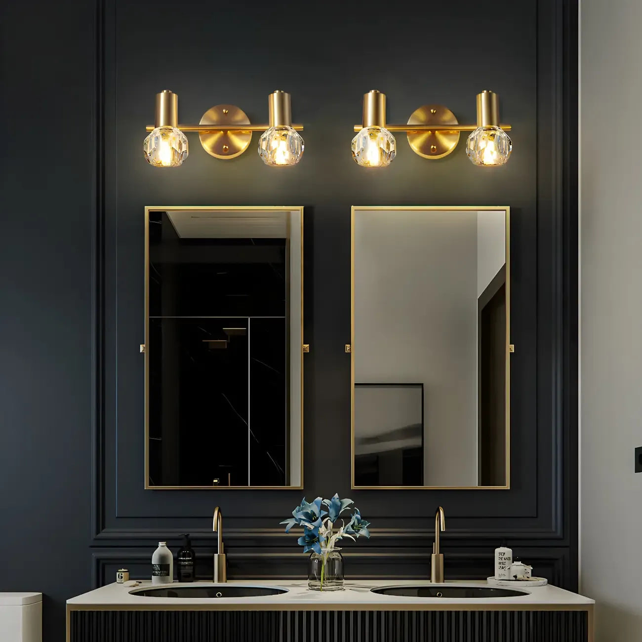 Applique murale en cuivre durable avec globe pour salle de bain