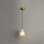 Suspension minimaliste en albâtre blanc, forme globe.