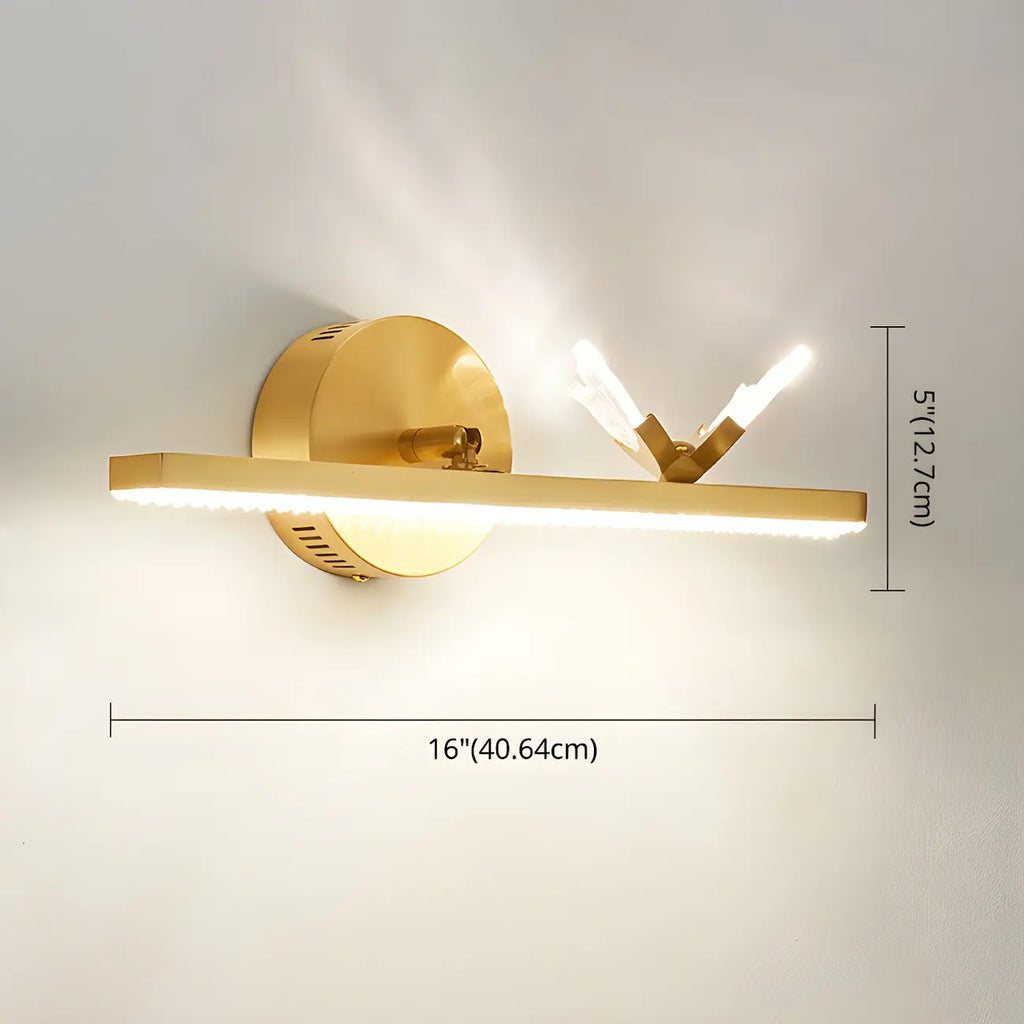 Applique murale LED linéaire élégante avec accent doré pour salle de bain