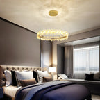 Lustre moderne doré à LED dimmable avec anneau en cristal et fleurs