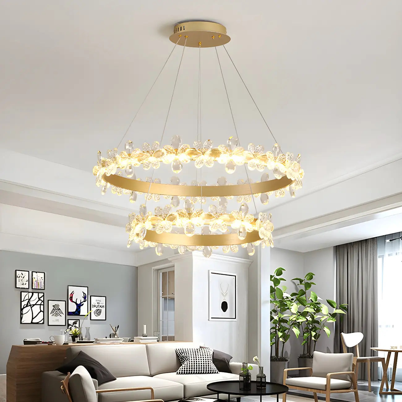 Lustre moderne doré à LED dimmable avec anneau en cristal et fleurs