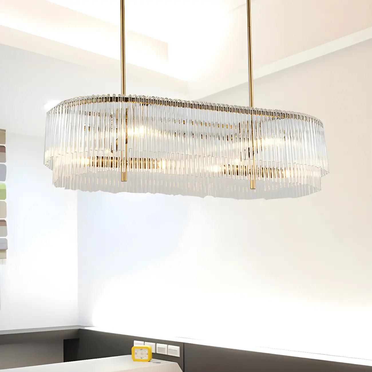 Suspension ovale moderne en laiton et cristal pour îlot de cuisine