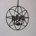 Lustre industriel en métal noir avec globe et cage, type candélabre