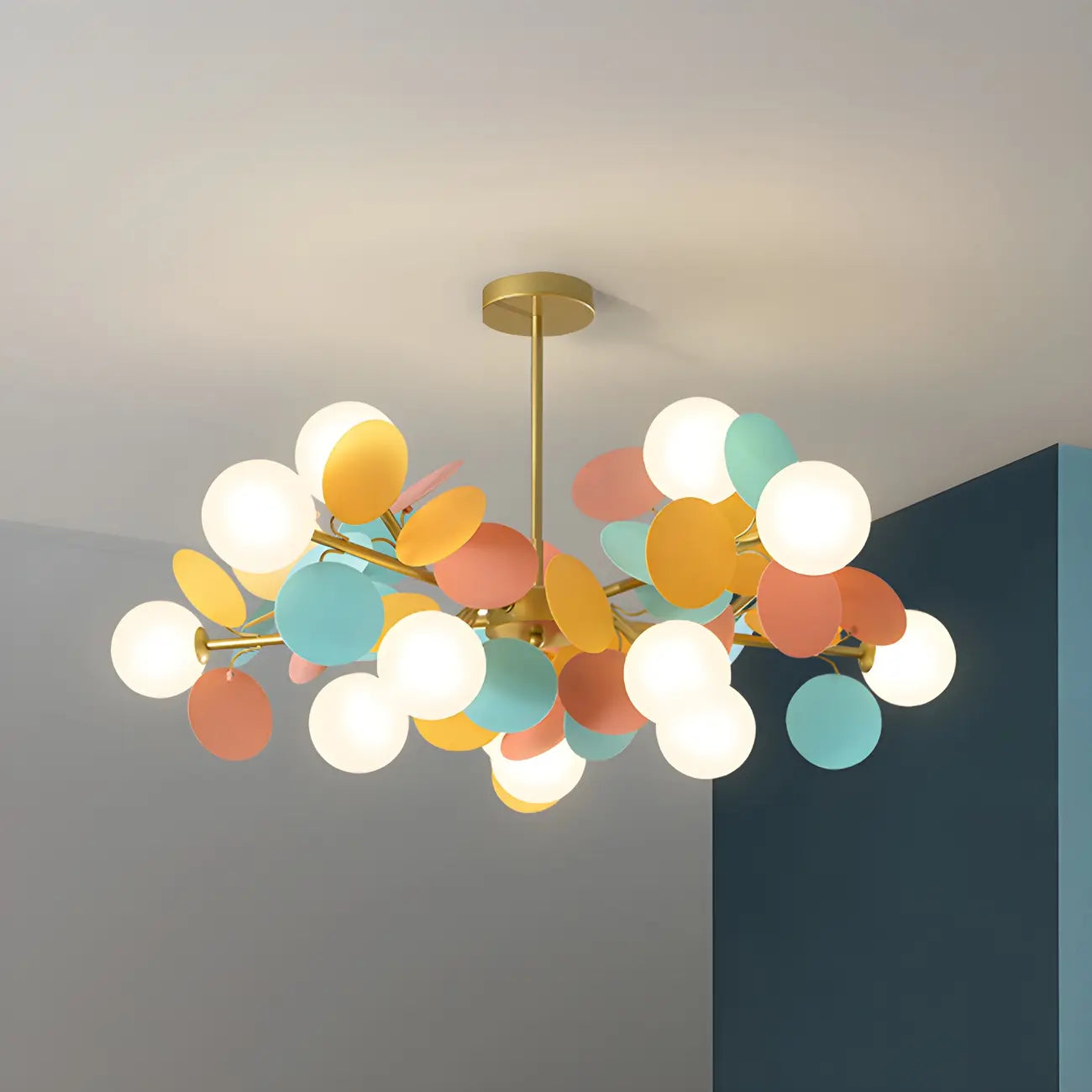 Lustre en verre et métal à sphère pastel en forme d'étoile