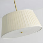 Lustre minimaliste en métal plissé avec abat-jour