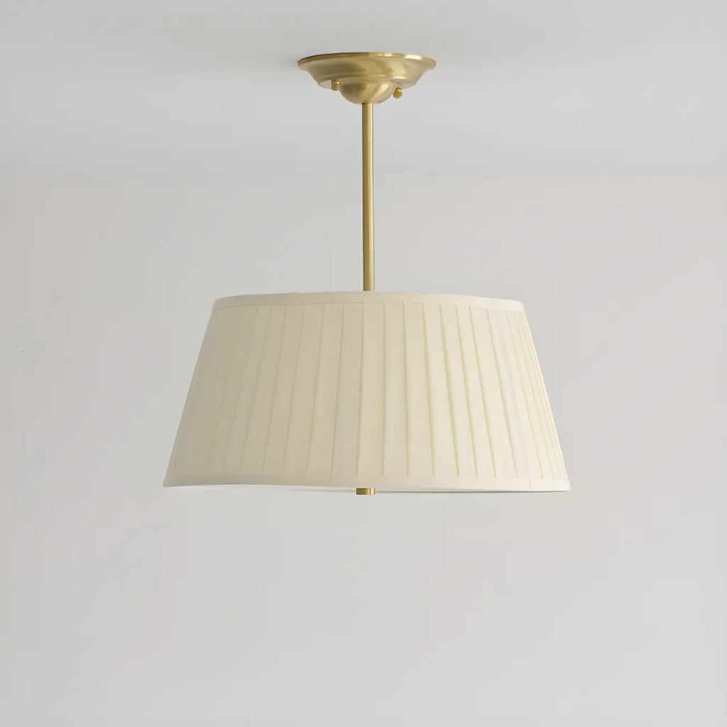 Lustre minimaliste en métal plissé avec abat-jour