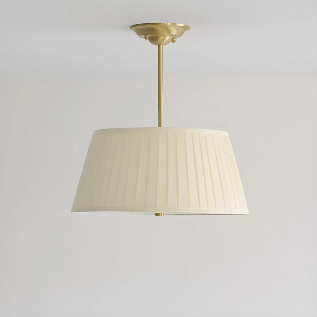 Lustre minimaliste en métal plissé avec abat-jour