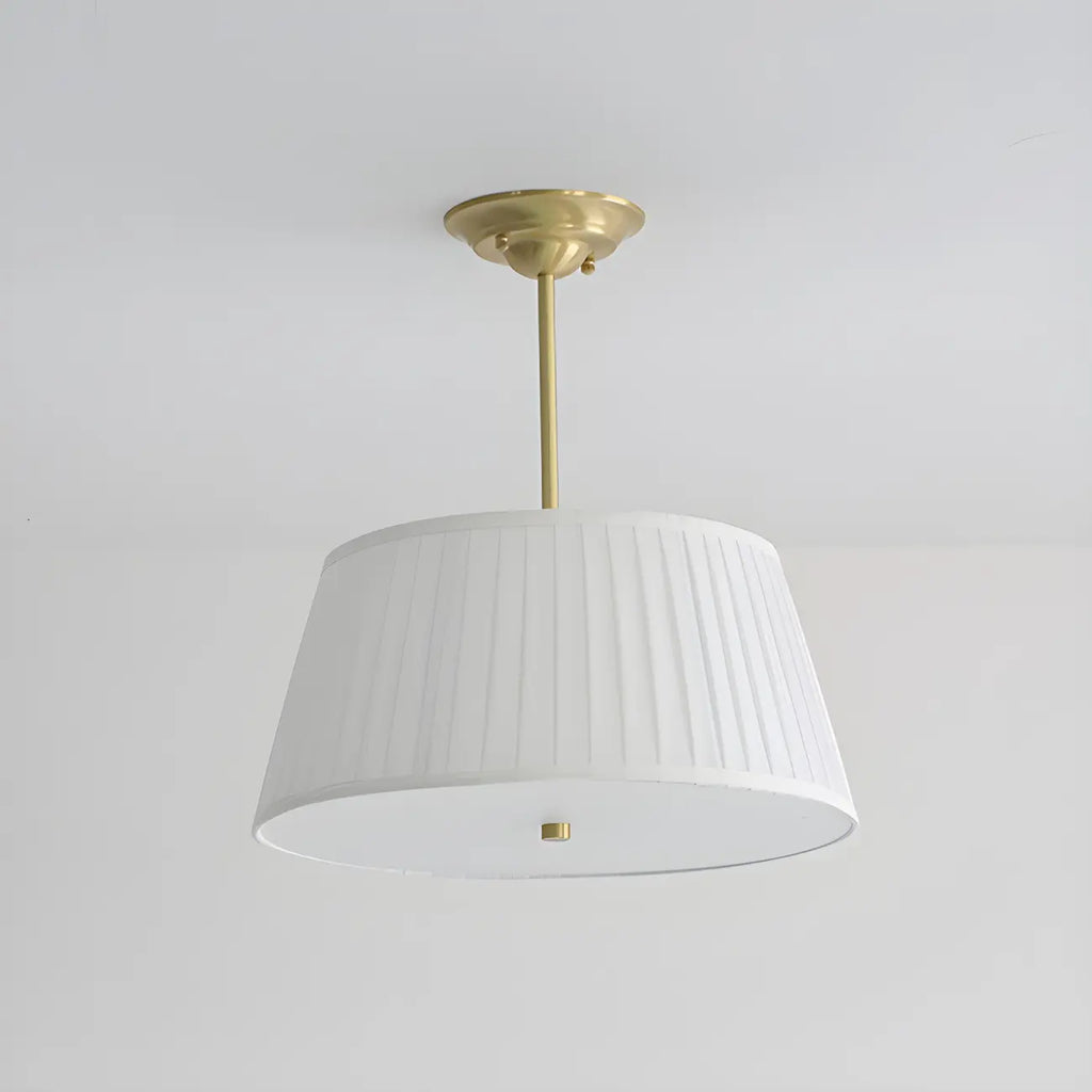 Lustre minimaliste en métal plissé avec abat-jour