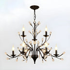 Lampadario a candelabro moderno ed elegante con rami neri e cristalli