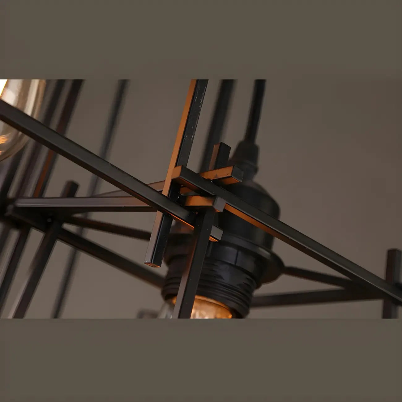 Grand lustre suspendu industriel noir à 10 lumières avec cage