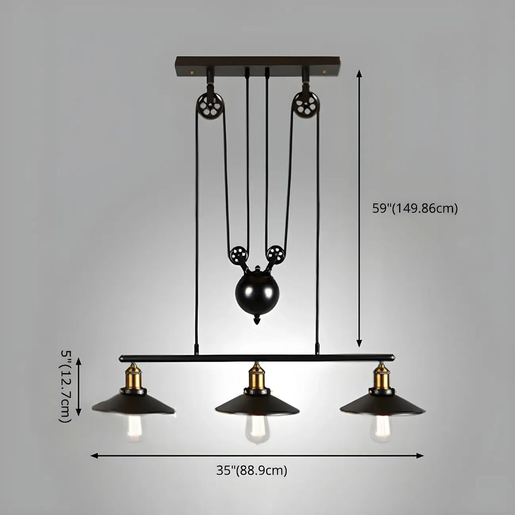 Suspension industrielle en métal noir avec poulie pour cuisine