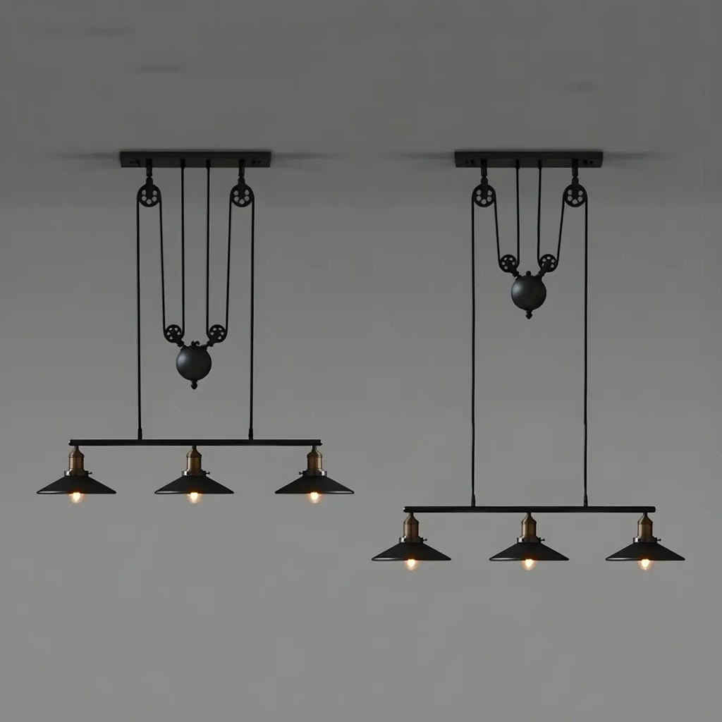 Suspension industrielle en métal noir avec poulie pour cuisine