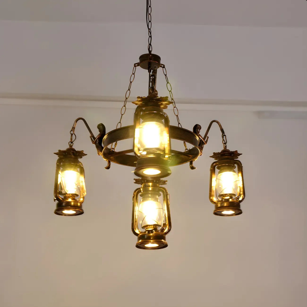 Lustre suspendu vintage réglable en fonte et cuivre, fonctionnant au kérosène, avec verre transparent