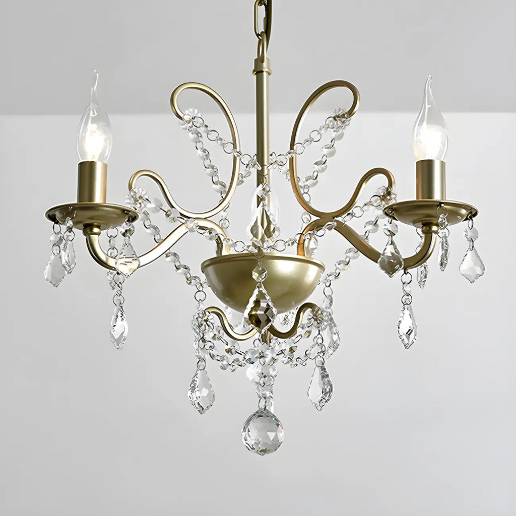 Lustre élégant en métal courbé et cristal doré
