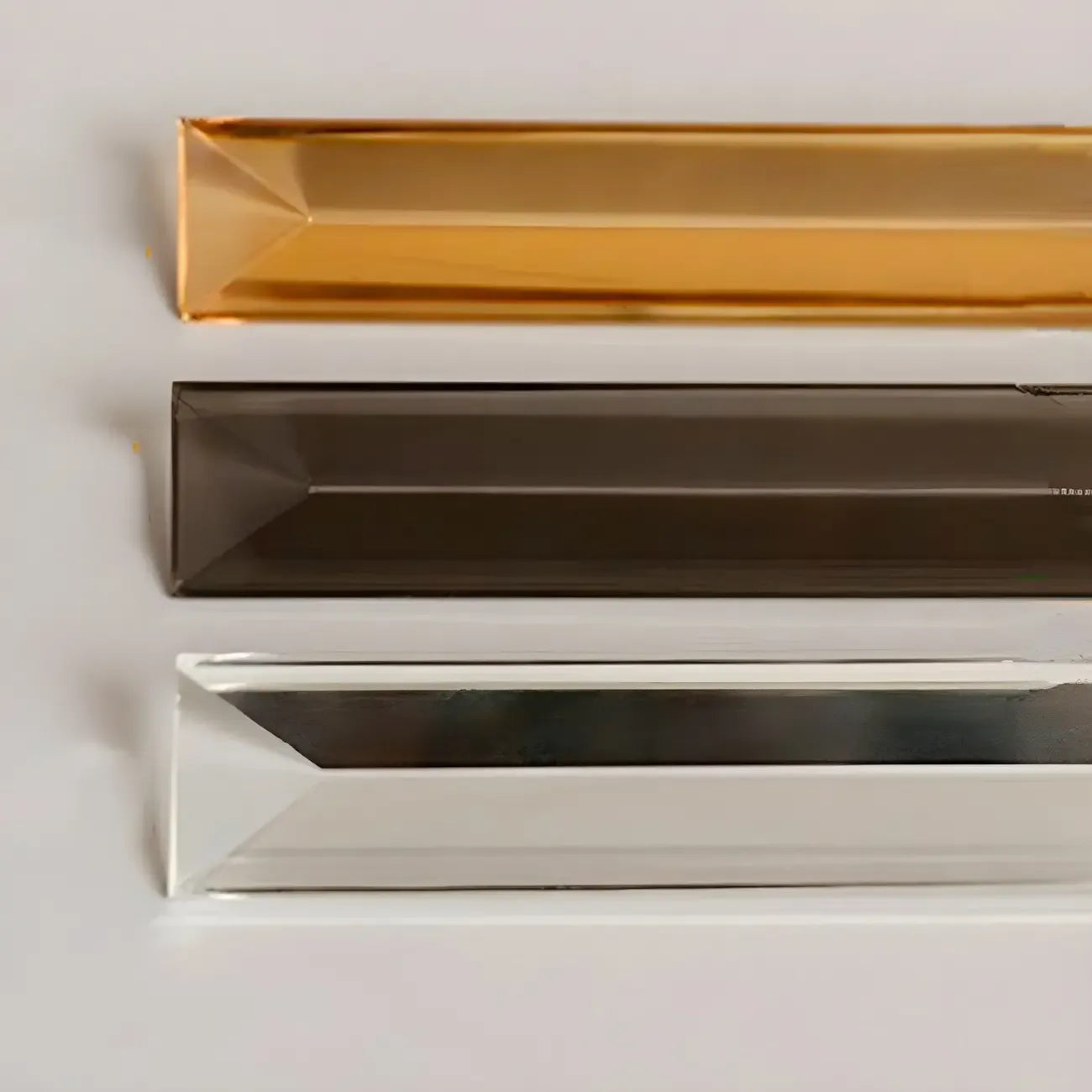 Suspension linéaire moderne en cristal ambré pour îlot de cuisine