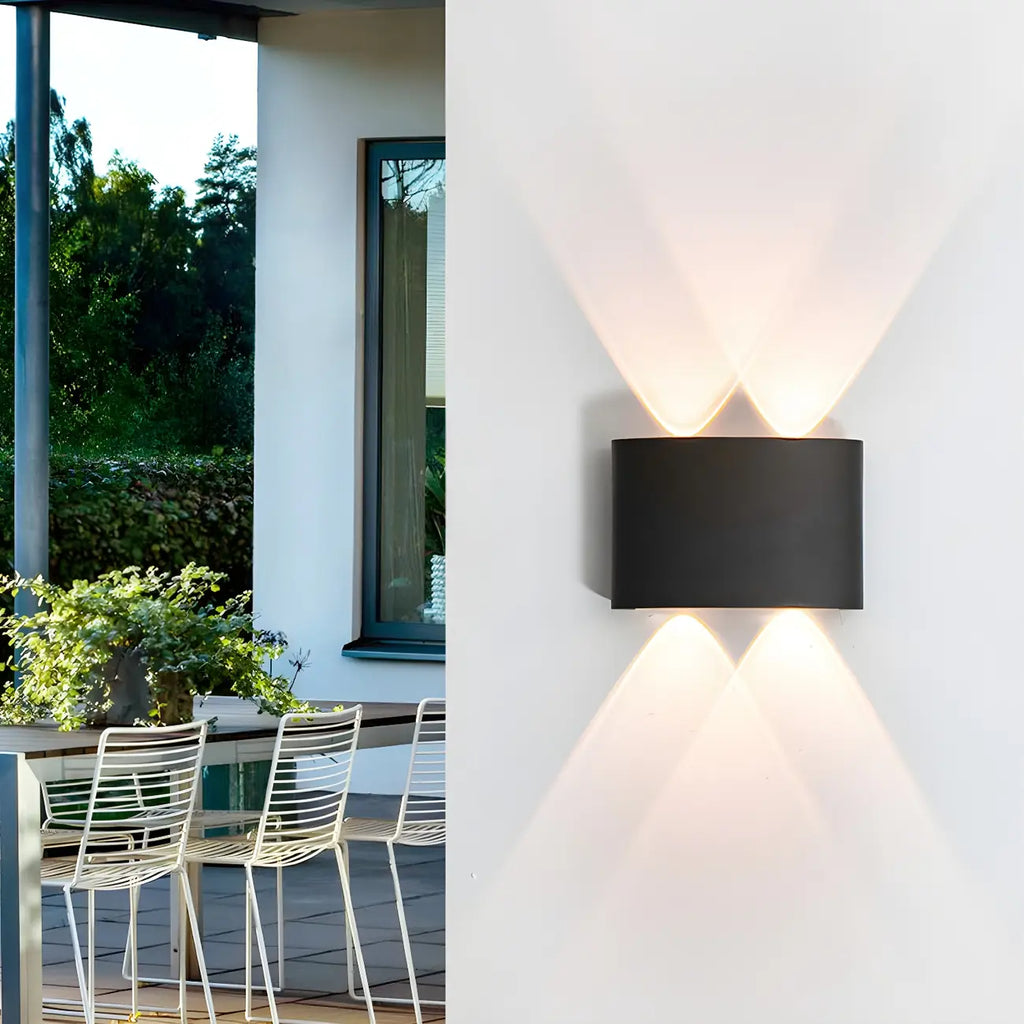 Applique murale extérieure moderne en métal noir à LED (éclairage vers le haut et vers le bas)