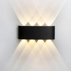 Applique murale extérieure moderne en métal noir à LED (éclairage vers le haut et vers le bas)