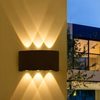 Applique murale extérieure moderne en métal noir à LED (éclairage vers le haut et vers le bas)