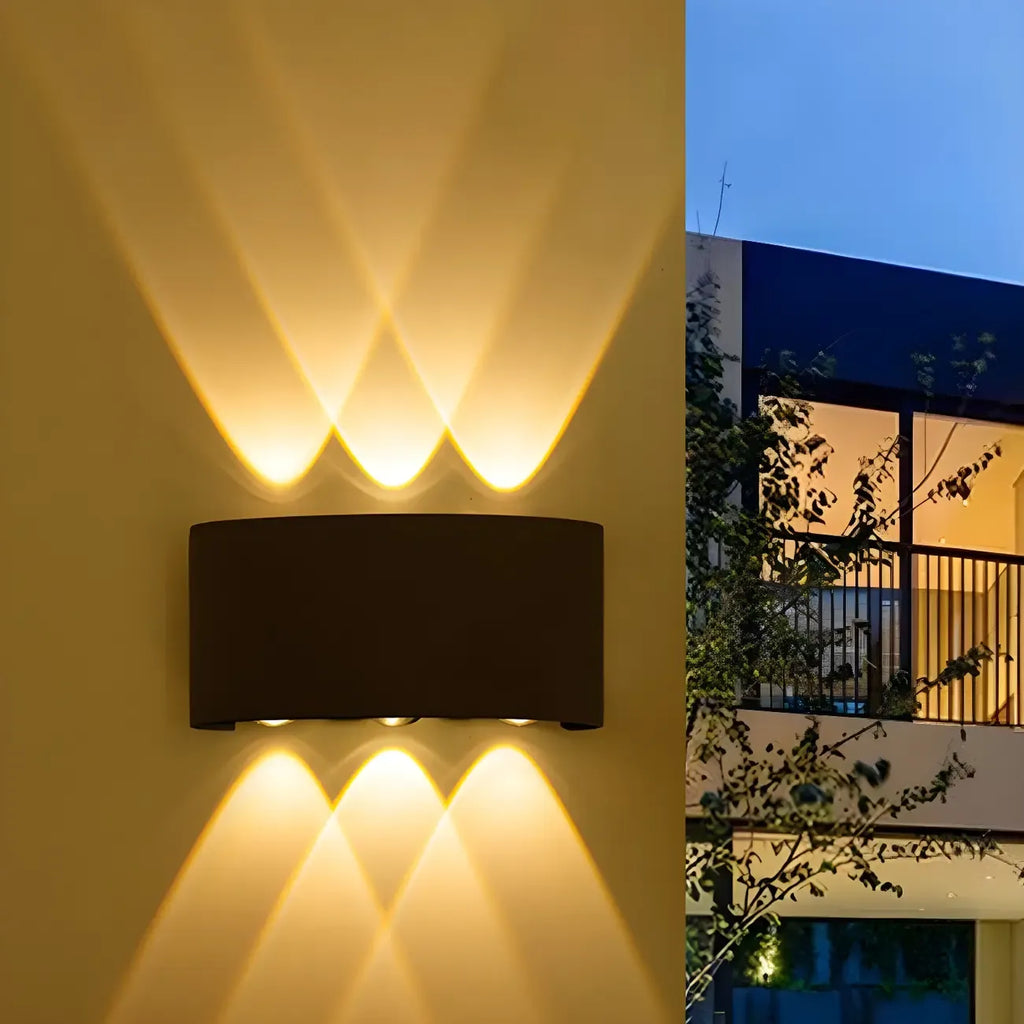 Applique murale extérieure moderne en métal noir à LED (éclairage vers le haut et vers le bas)