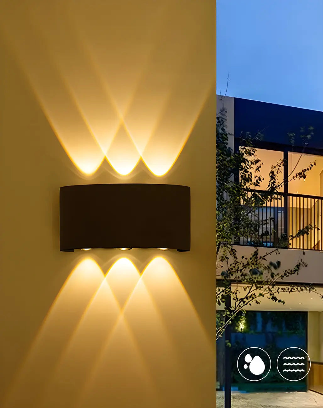 Applique murale extérieure moderne en métal noir à LED (éclairage vers le haut et vers le bas)