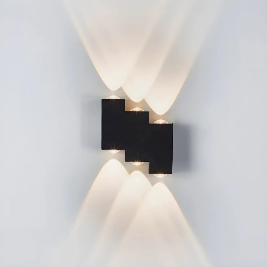 Applique murale extérieure moderne géométrique en métal noir à LED