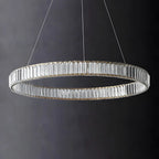 Salle à manger avec suspension moderne en cristal et anneau LED