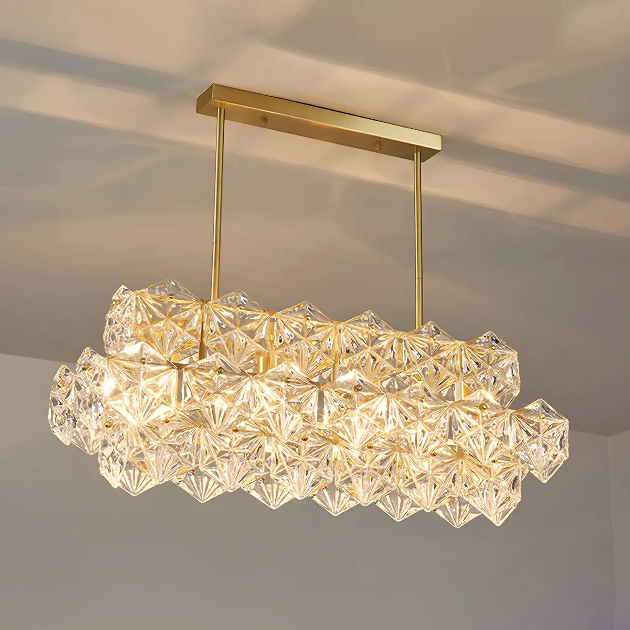 Elegante Lampada a Sospensione Moderna Dorata in Cristallo per Cucina