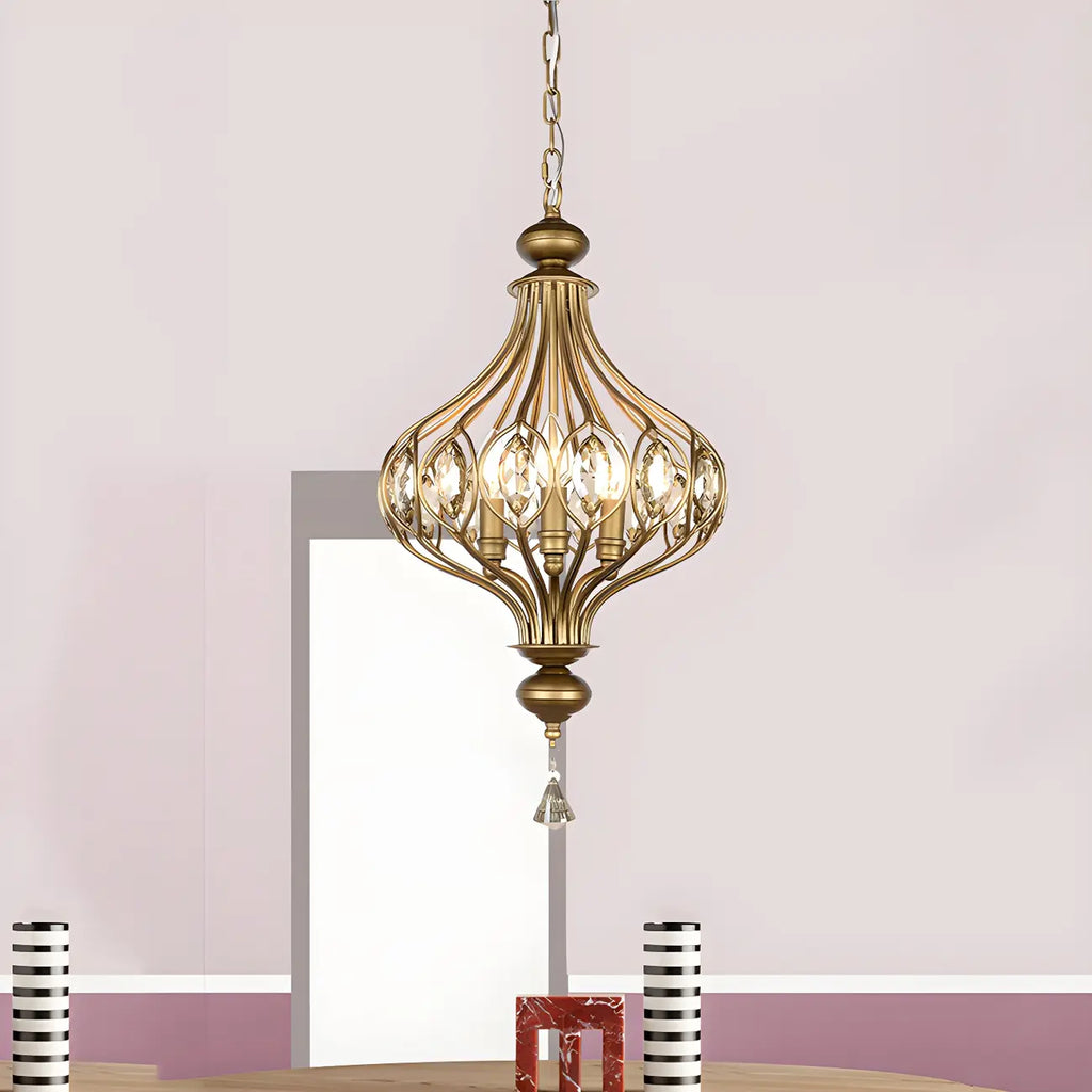 Suspension lumineuse dorée en cristal avec globe en cage pour couloir