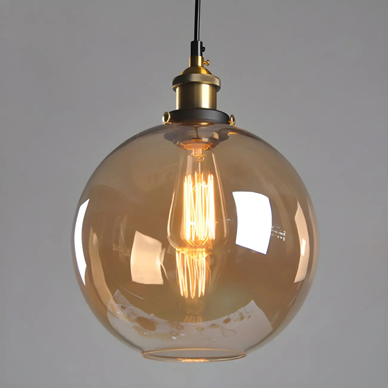 Suspension industrielle géométrique en verre transparent à une lumière pour cuisine