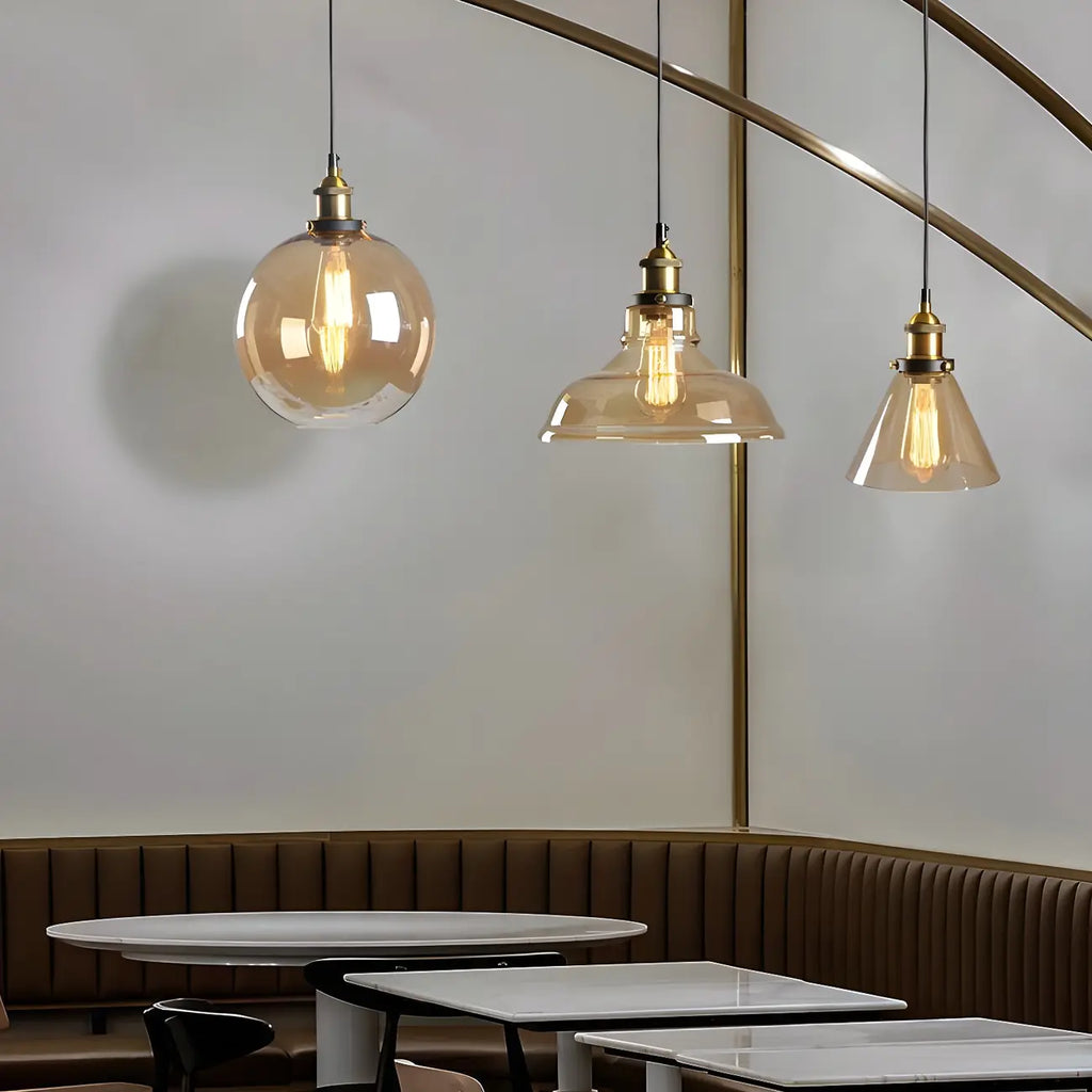 Suspension industrielle géométrique en verre transparent à une lumière pour cuisine