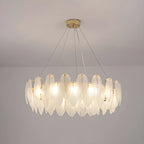 Lustre rond élégant en verre blanc et plumes