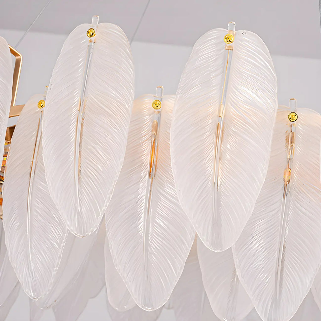 Lustre rond élégant en verre blanc et plumes