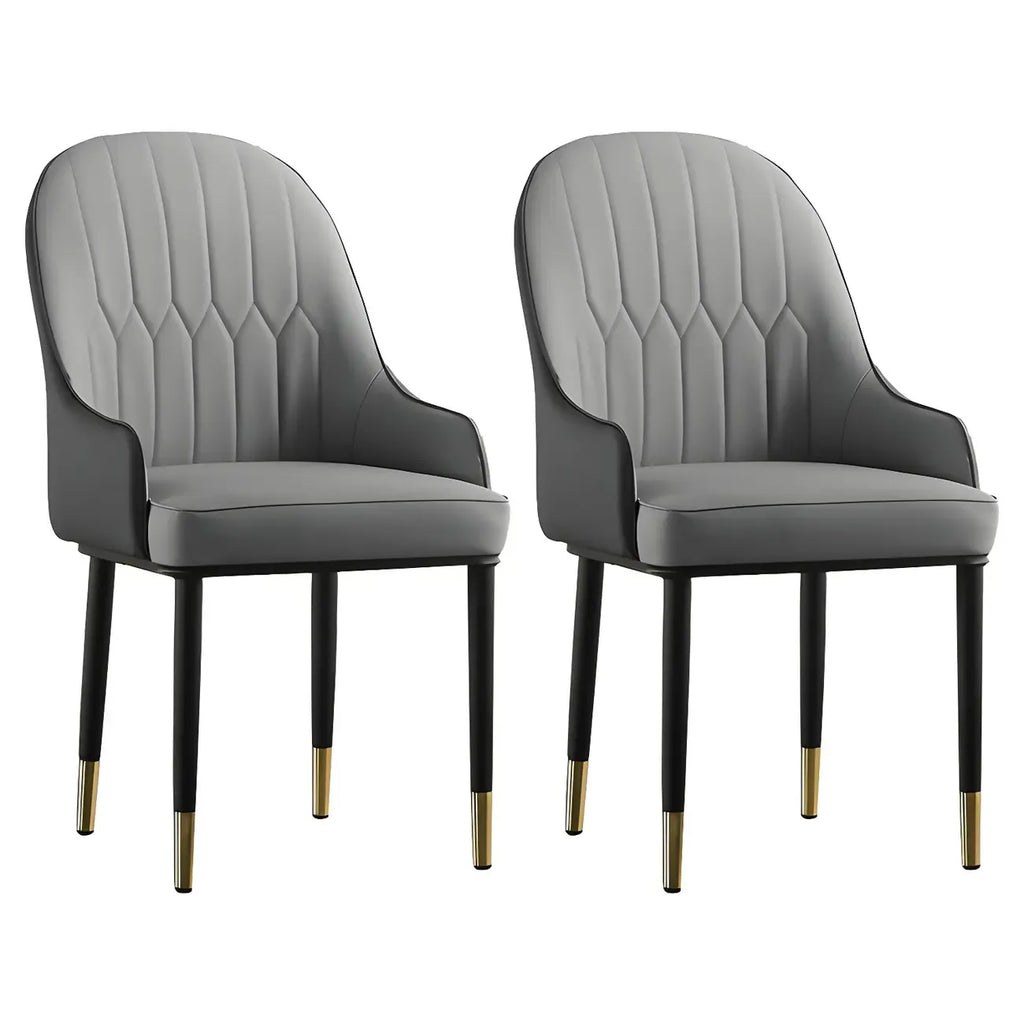 Chaise de salle à manger contemporaine en cuir avec accoudoirs et dossier incurvé