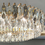 Lustre ovale moderne et élégant en cristal clair