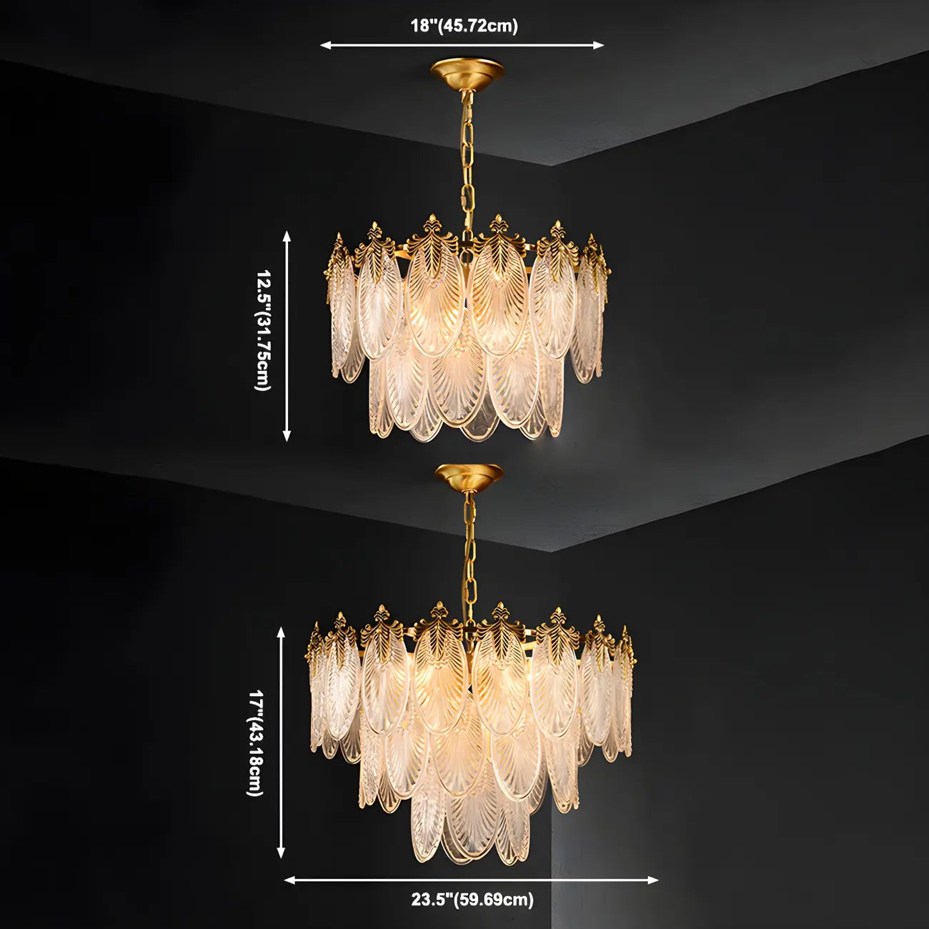 Lustre élégant en laiton et verre côtelé à plusieurs niveaux