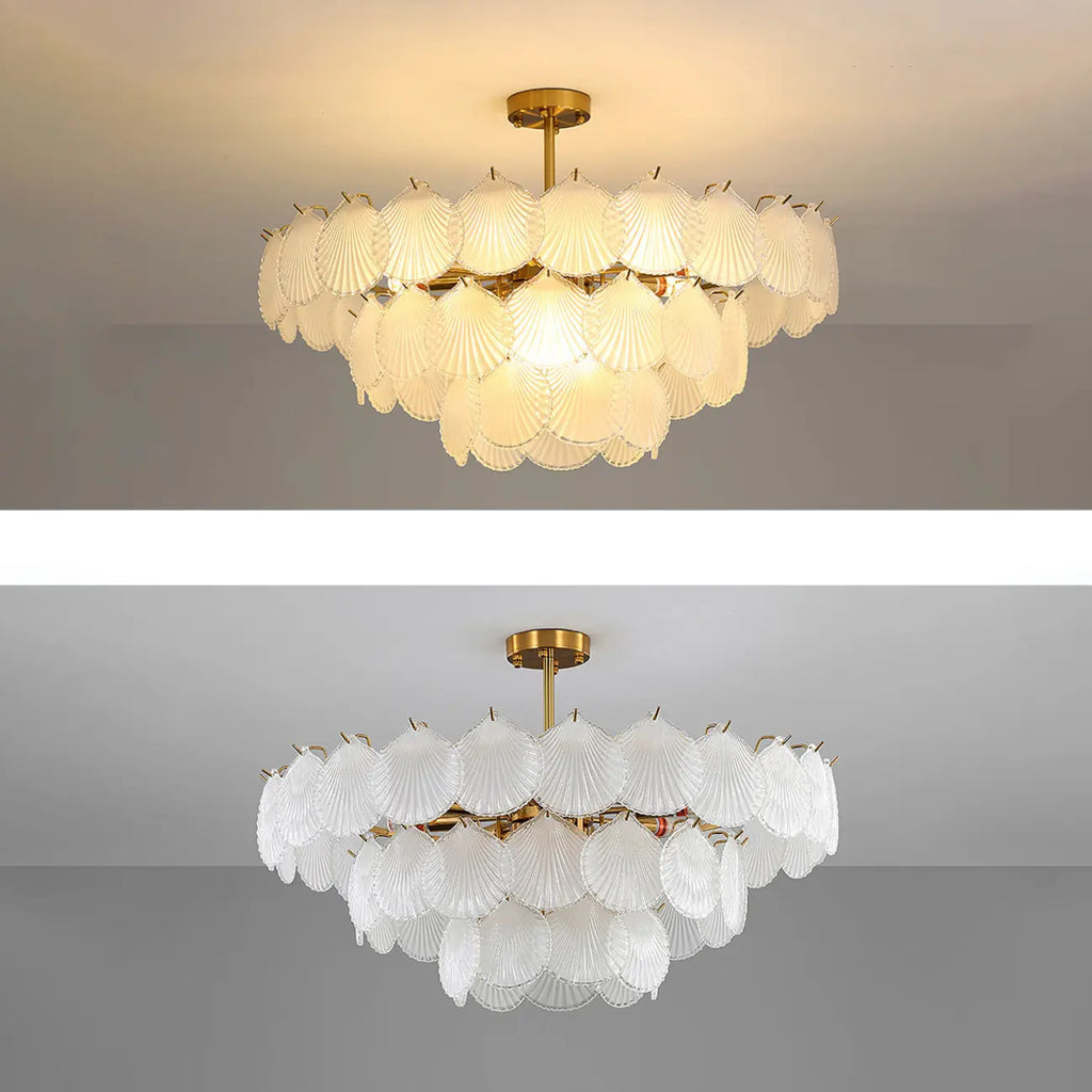 Lampadario in vetro a strati smerlato regolabile, elegante e unico, color oro