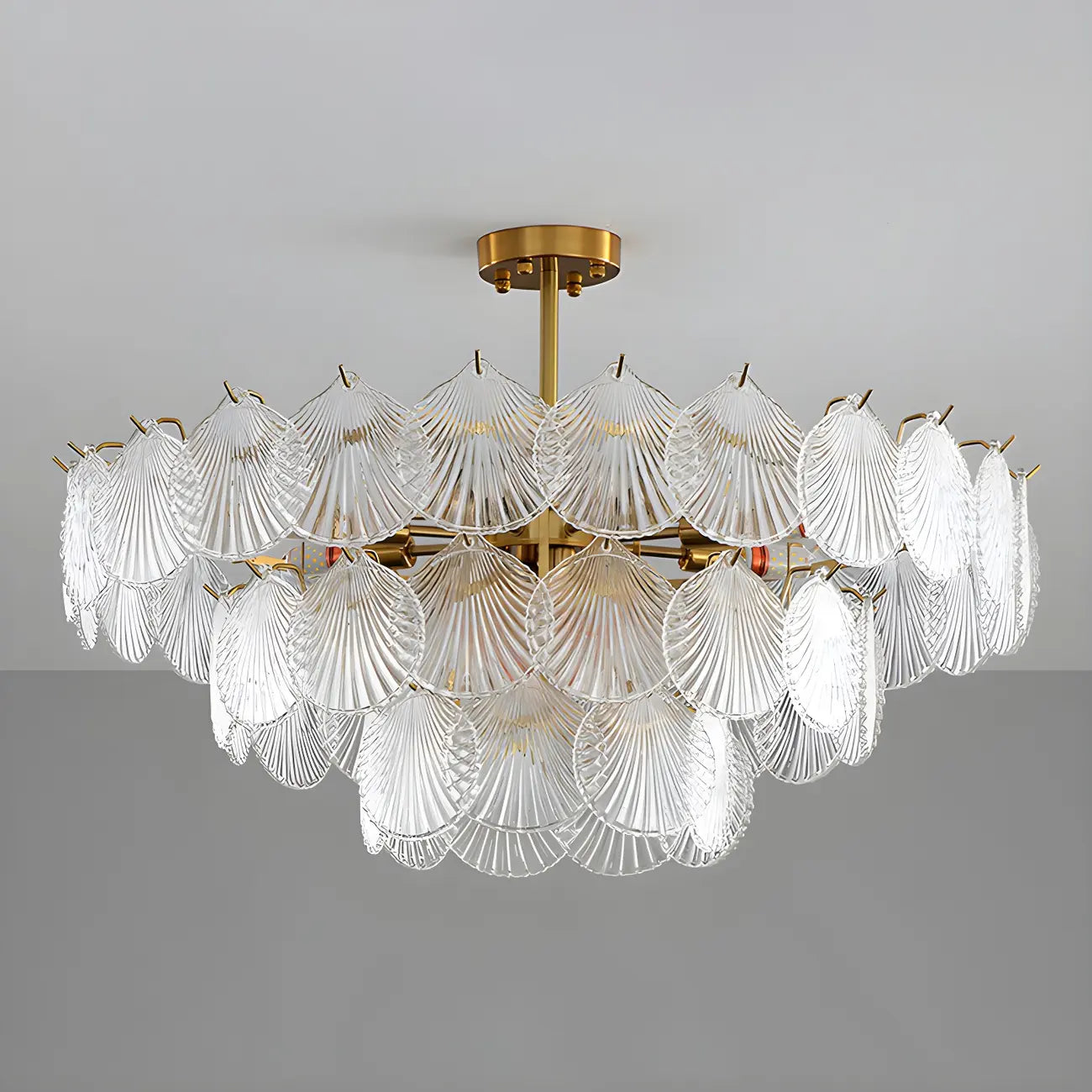 Lampadario in vetro a strati smerlato regolabile, elegante e unico, color oro
