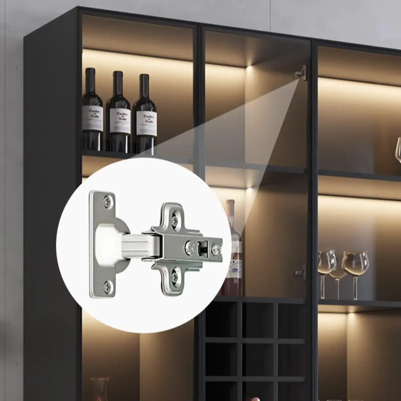 Armoire à vin minimaliste en bois noir avec porte vitrée