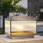 Lampadaires solaires carrés modernes à motif bronze pour extérieur