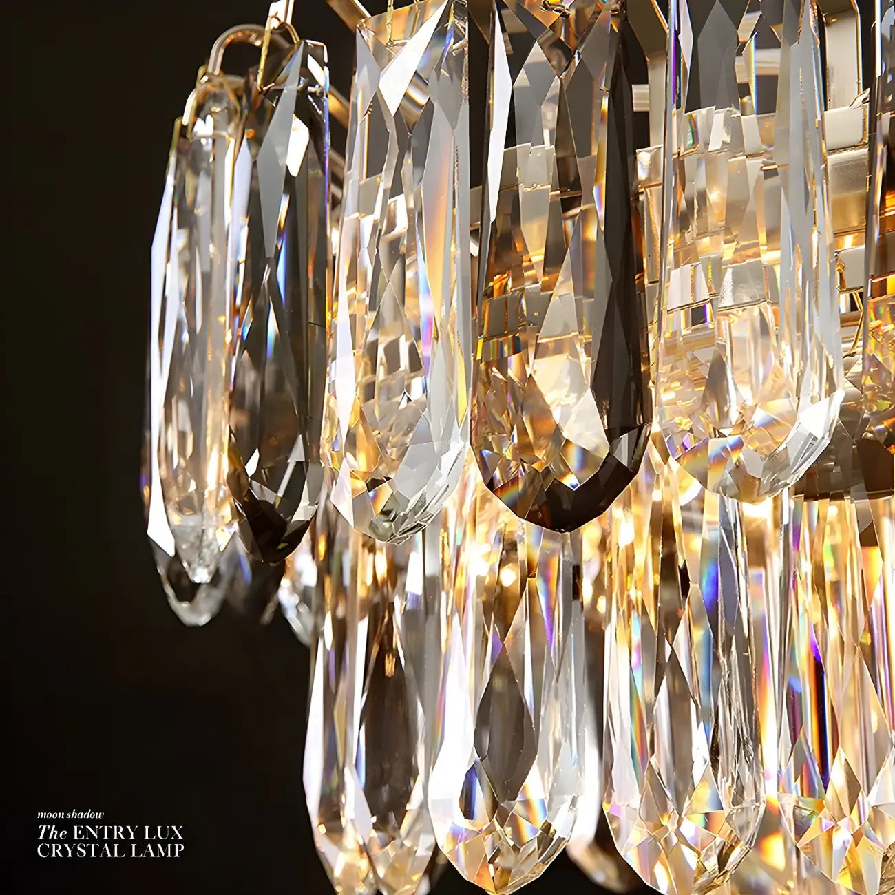 Lustre luxueux en laiton et cristal pour salle à manger