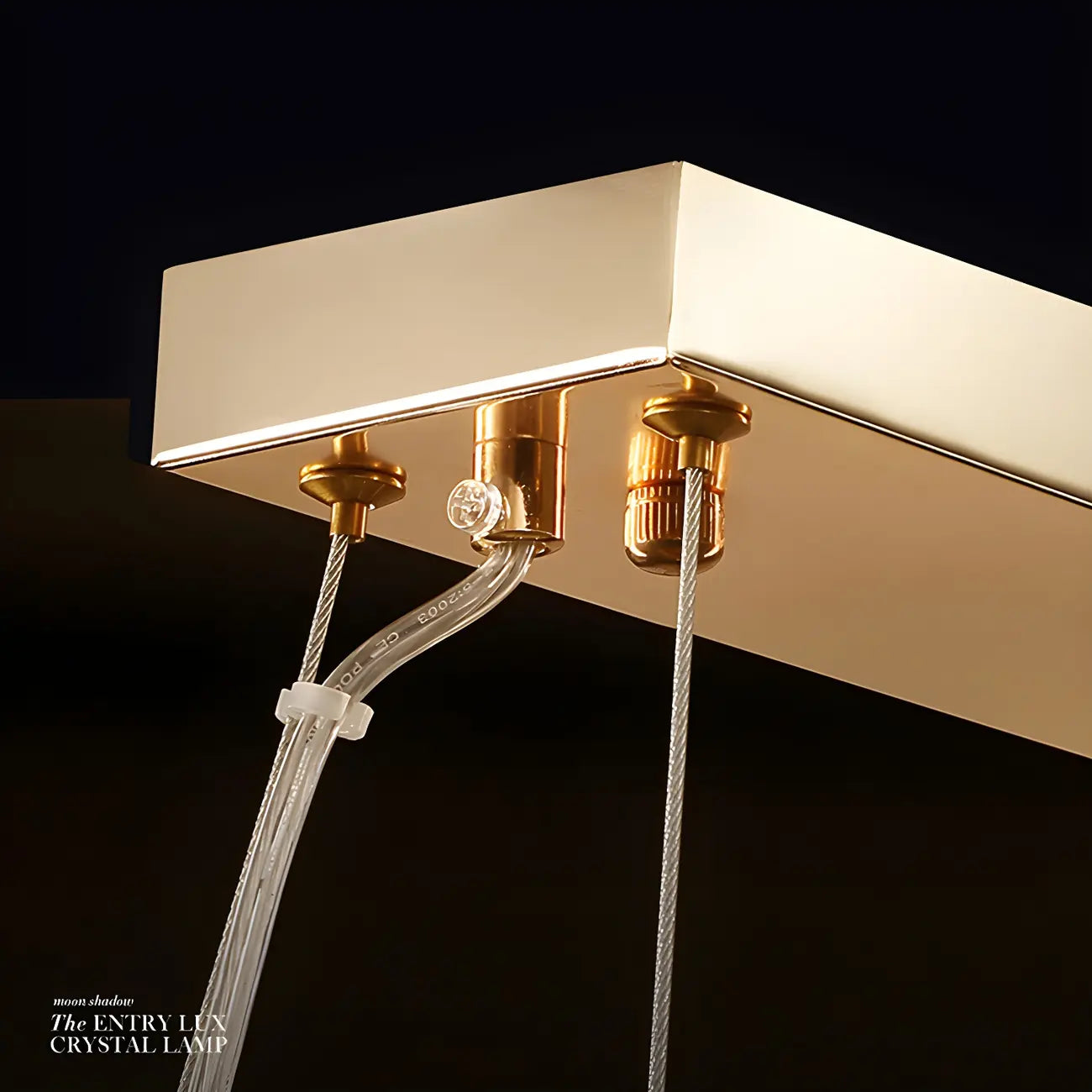 Lustre luxueux en laiton et cristal pour salle à manger