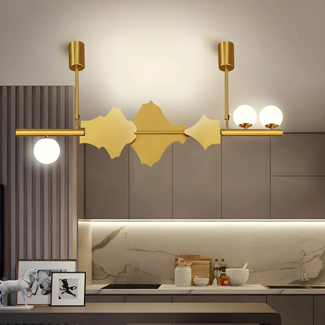 Lampadario a isola moderno 3/4 luci in metallo dorato astratto