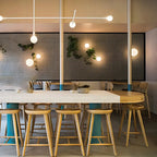 Tabourets de bar industriels en bois sans dossier, hauteur comptoir