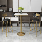 Table de bar élégante en marbre nordique avec piètement en métal doré