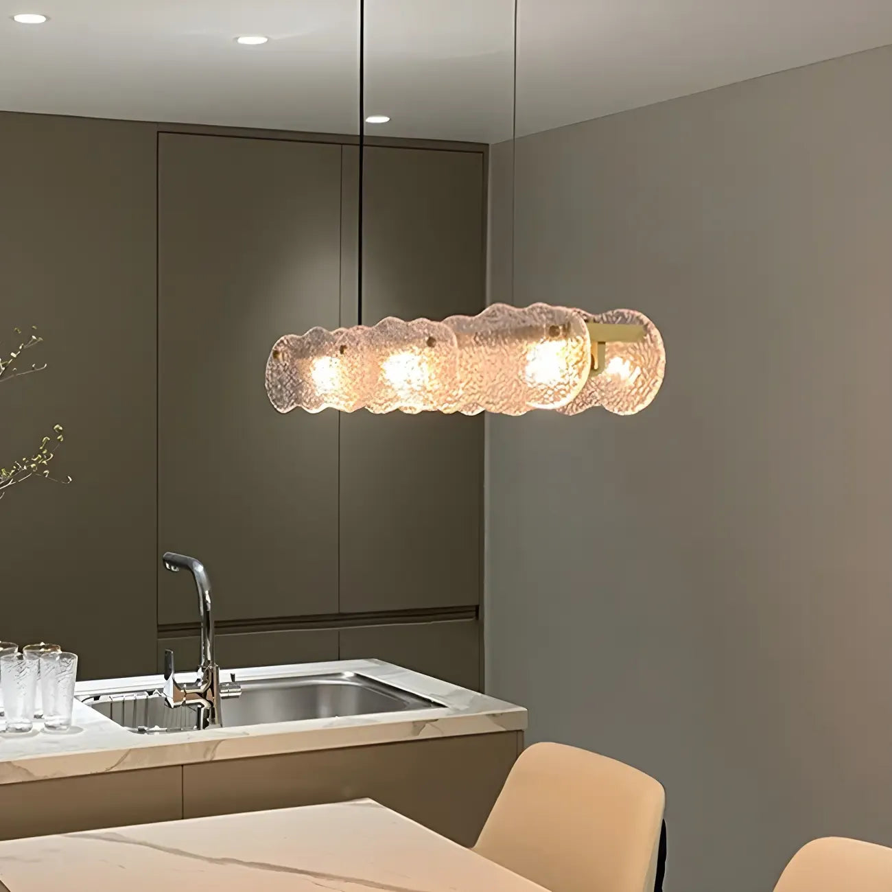 Lampada a sospensione lineare regolabile dorata in vetro per cucine