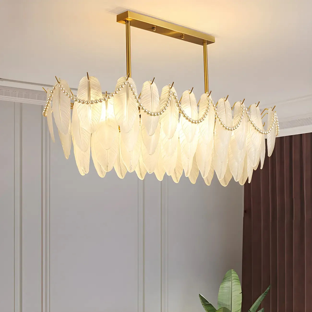 Lampadario a sospensione moderno in vetro con piume regolabile color oro